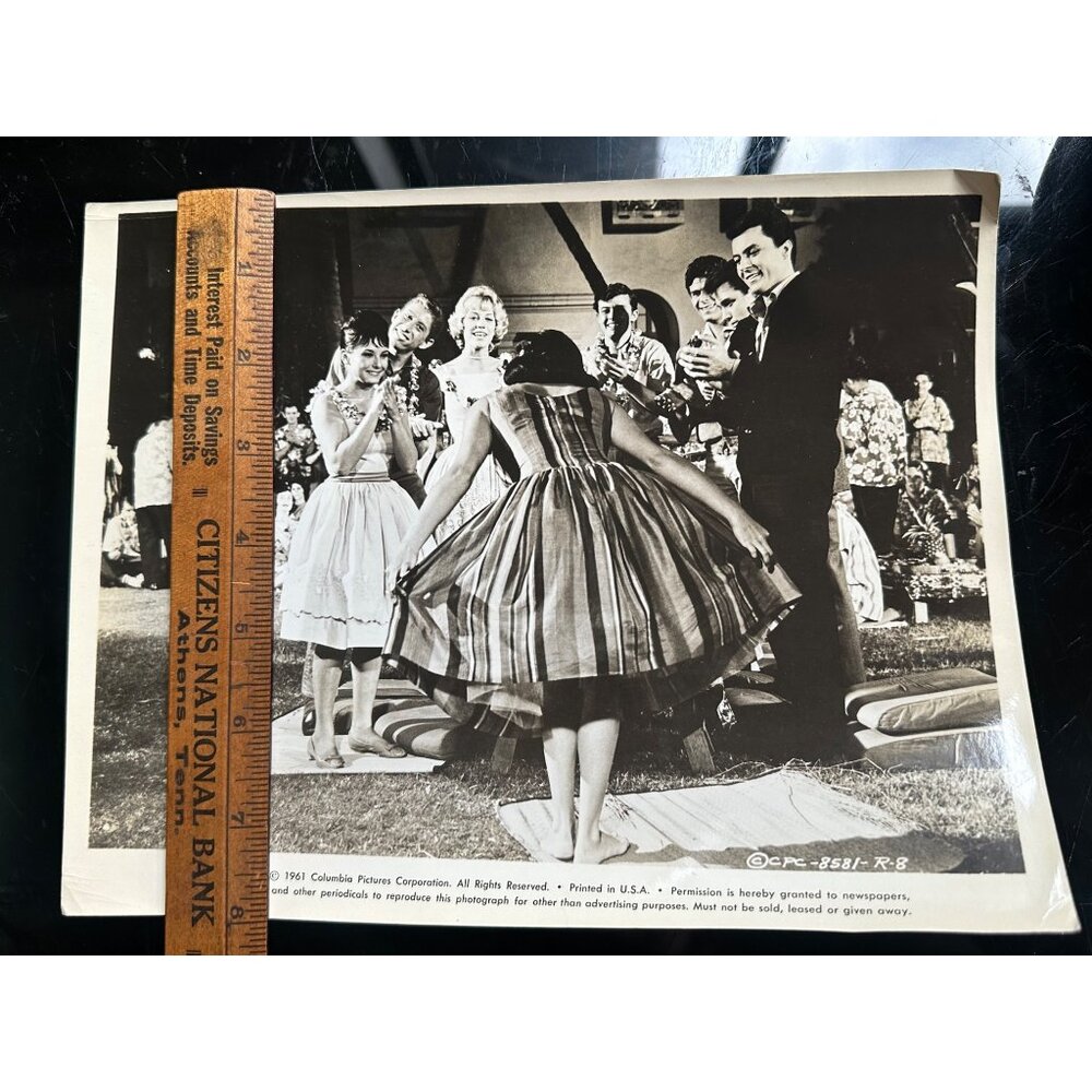 Vintage Gidget Goes Hawaiian 1961 Vicki Trickett James Darren Michael Callan Mov - Picture 7 of 14